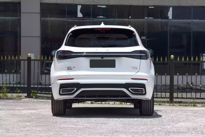 Hongqi HS5