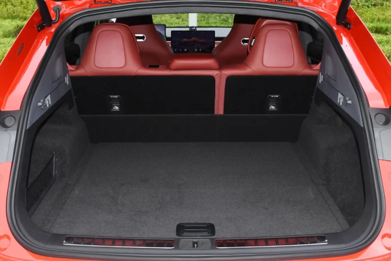Chery Luxeed R7